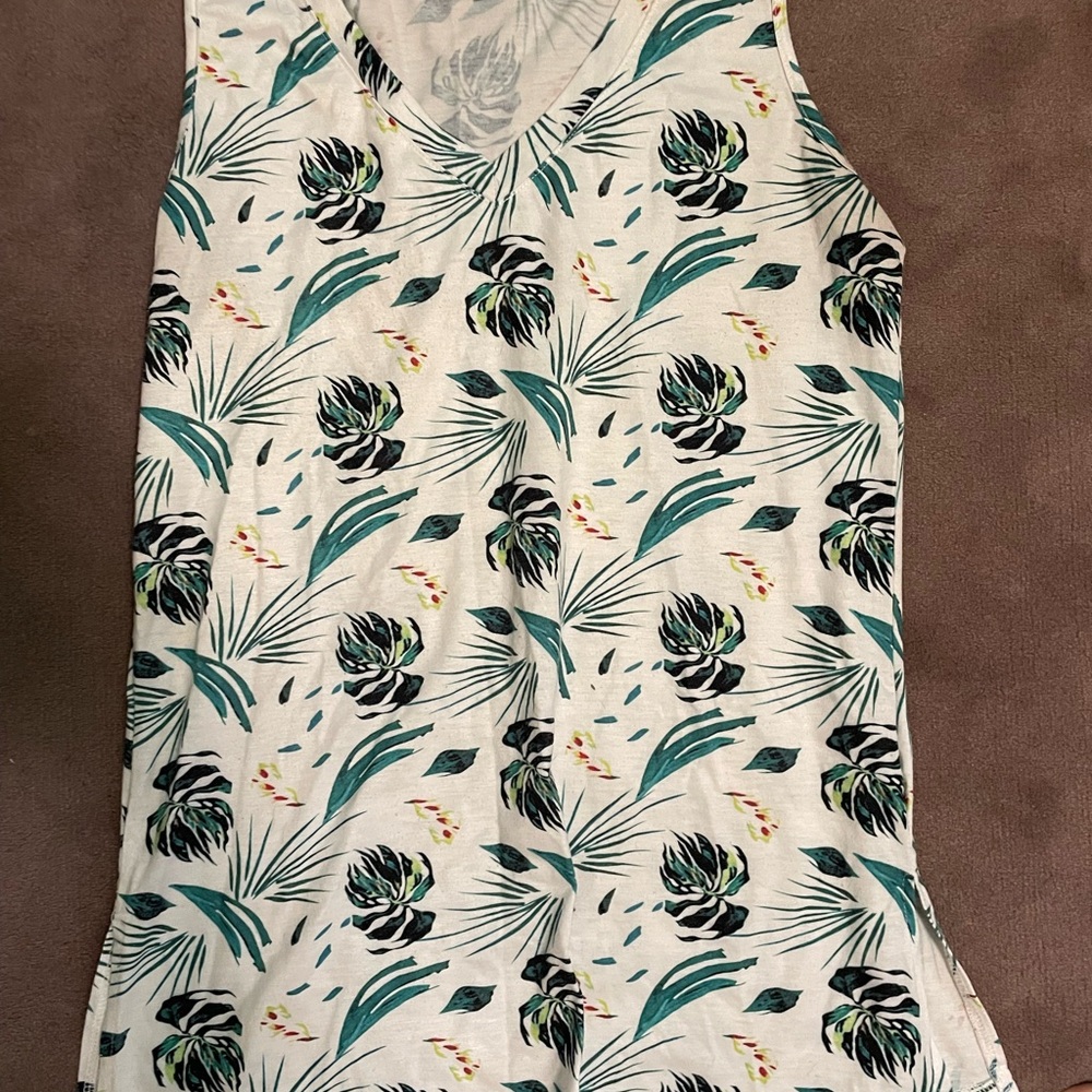 Floral Print Sleeveless Top - Green and White